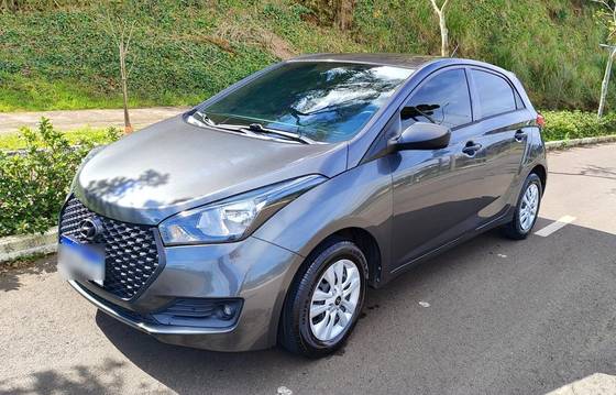 HYUNDAI HB20 1.0 UNIQUE 12V FLEX 4P MANUAL HYUNDAI HB20 1.0 UNIQUE 12V FLEX 4P MANUAL